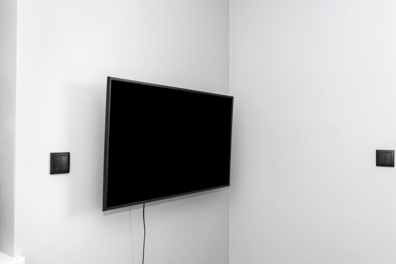 Flat Screen Tv Mounting detail